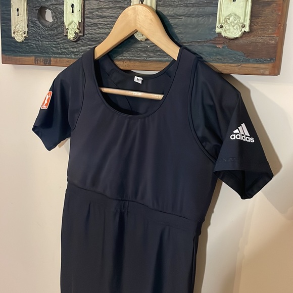 WNBA Adidas Team Issued TechFit Performance Top Size Medium - Picture 5 of 16